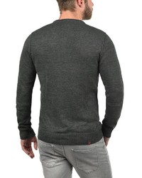 dunkelgrauer Pullover mit einem V-Ausschnitt von BLEND