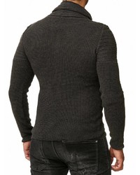 dunkelgrauer Pullover mit einer weiten Rollkragen von Redbridge