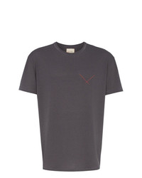 dunkelgraues bedrucktes T-Shirt mit einem Rundhalsausschnitt von 78 Stitches