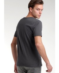 dunkelgraues bedrucktes T-Shirt mit einem Rundhalsausschnitt von Crosshatch
