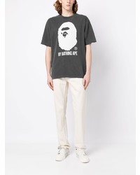 dunkelgraues bedrucktes T-Shirt mit einem Rundhalsausschnitt von A Bathing Ape