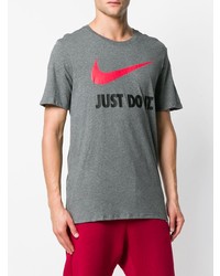 dunkelgraues bedrucktes T-Shirt mit einem Rundhalsausschnitt von Nike