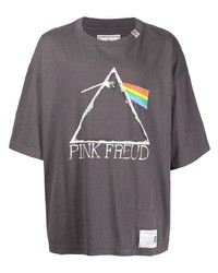 dunkelgraues bedrucktes T-Shirt mit einem Rundhalsausschnitt von Maison Mihara Yasuhiro