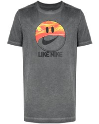 dunkelgraues bedrucktes T-Shirt mit einem Rundhalsausschnitt von Nike