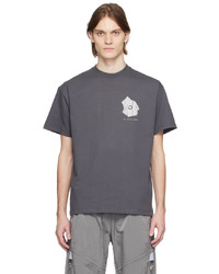 dunkelgraues bedrucktes T-Shirt mit einem Rundhalsausschnitt von Objects IV Life