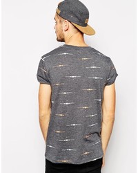 dunkelgraues bedrucktes T-Shirt mit einem Rundhalsausschnitt von Asos