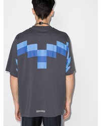 dunkelgraues bedrucktes T-Shirt mit einem Rundhalsausschnitt von Marcelo Burlon County of Milan