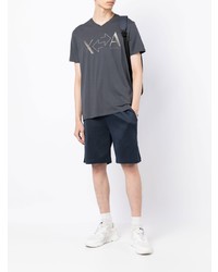 dunkelgraues bedrucktes T-Shirt mit einem V-Ausschnitt von Armani Exchange