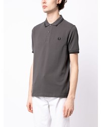 dunkelgraues besticktes Polohemd von Fred Perry