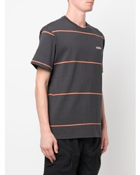 dunkelgraues horizontal gestreiftes T-Shirt mit einem Rundhalsausschnitt von Nike