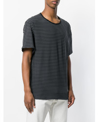 dunkelgraues horizontal gestreiftes T-Shirt mit einem Rundhalsausschnitt von Attachment