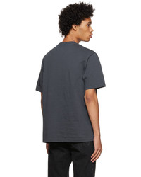 dunkelgraues T-Shirt mit einem Rundhalsausschnitt von Axel Arigato