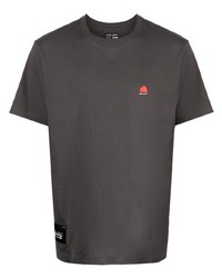 dunkelgraues T-Shirt mit einem Rundhalsausschnitt von Izzue