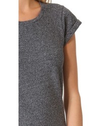 dunkelgraues T-Shirt mit einem Rundhalsausschnitt von MiH Jeans