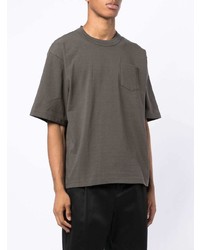 dunkelgraues T-Shirt mit einem Rundhalsausschnitt von Sacai