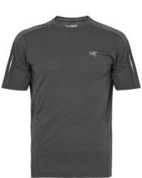 dunkelgraues T-shirt von Arc'teryx