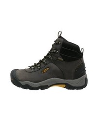 dunkelgrüne Arbeitsstiefel von Keen