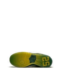 dunkelgrüne bedruckte Leder niedrige Sneakers von Nike