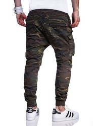 dunkelgrüne Camouflage Cargohose von behype