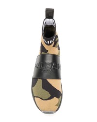 dunkelgrüne Camouflage hohe Sneakers von Balmain