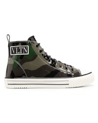 dunkelgrüne Camouflage hohe Sneakers von Valentino Garavani