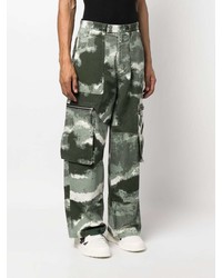 dunkelgrüne Camouflage Jeans von YOUNG POETS