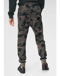 dunkelgrüne Camouflage Jogginghose von Champion