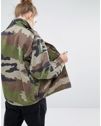 dunkelgrüne Camouflage Militärjacke von Reclaimed Vintage