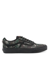 dunkelgrüne Camouflage niedrige Sneakers von Vans