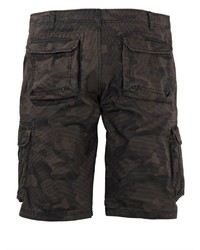 dunkelgrüne Camouflage Shorts von Men Plus by HAPPYsize