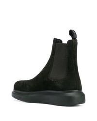 dunkelgrüne Chelsea Boots aus Wildleder von Alexander McQueen