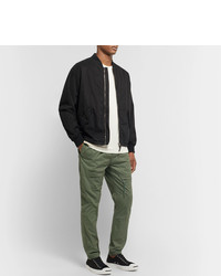 dunkelgrüne Chinohose von Nonnative