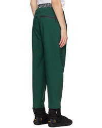 dunkelgrüne Chinohose von adidas Originals