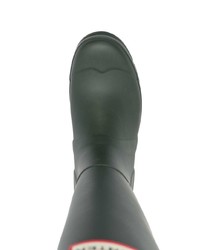 dunkelgrüne Gummistiefel von Hunter