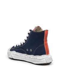 dunkelgrüne hohe Sneakers aus Segeltuch von Maison Mihara Yasuhiro