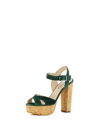 dunkelgrüne klobige Samt Sandaletten von Evita