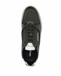 dunkelgrüne Leder niedrige Sneakers von Emporio Armani