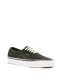dunkelgrüne niedrige Sneakers mit Leopardenmuster von Vans