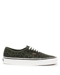 dunkelgrüne niedrige Sneakers mit Leopardenmuster von Vans