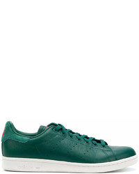 dunkelgrüne niedrige Sneakers von adidas