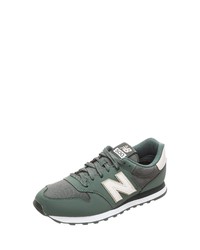 dunkelgrüne niedrige Sneakers von New Balance