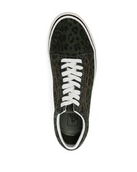 dunkelgrüne Segeltuch niedrige Sneakers mit Leopardenmuster von Vans