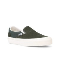 dunkelgrüne Slip-On Sneakers aus Wildleder von Vans