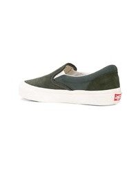 dunkelgrüne Slip-On Sneakers aus Wildleder von Vans