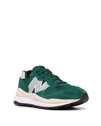 dunkelgrüne Sportschuhe von New Balance