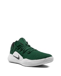 dunkelgrüne Sportschuhe von Nike