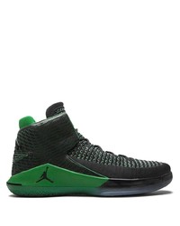 dunkelgrüne Sportschuhe von Jordan