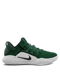dunkelgrüne Sportschuhe von Nike
