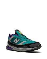 dunkelgrüne Sportschuhe von New Balance