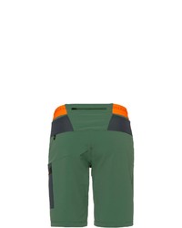 dunkelgrüne Sportshorts von Salewa